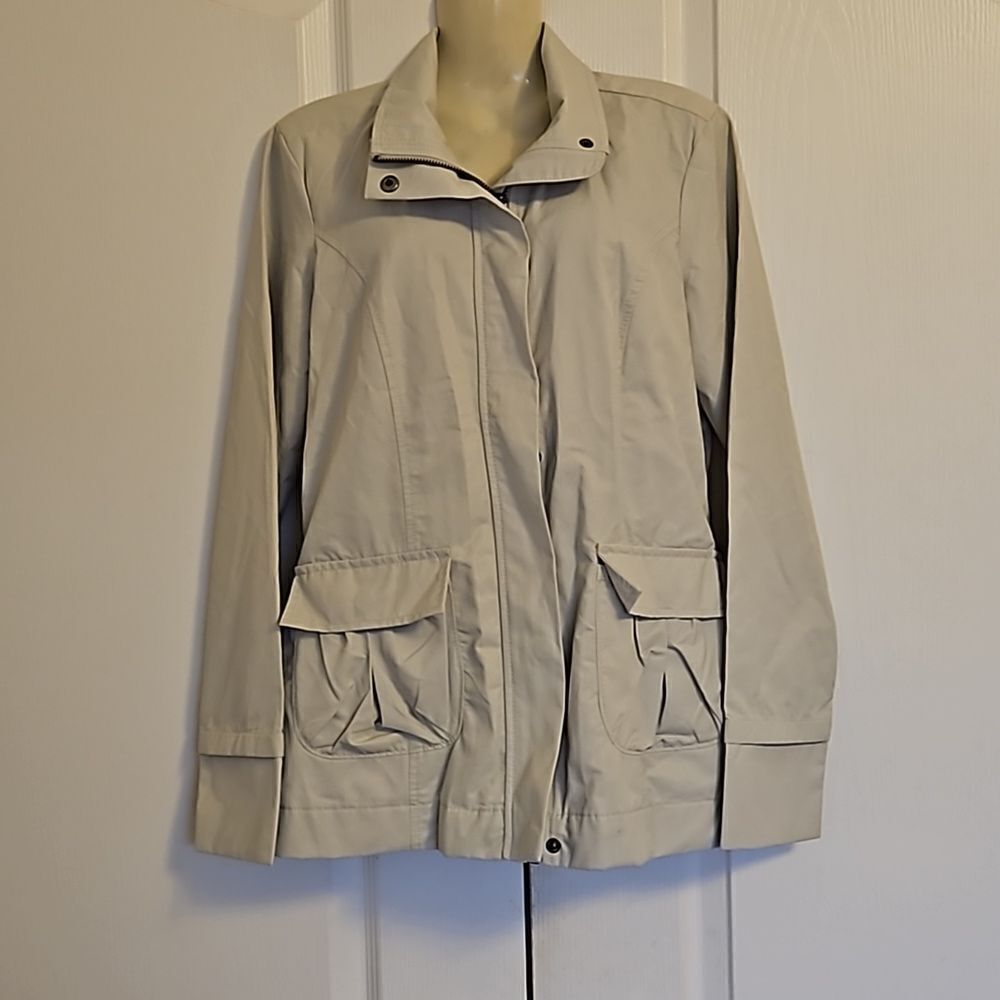Tommy Hilfiger Women's Zip-Up Lightweight Spring Jacket XS Off White